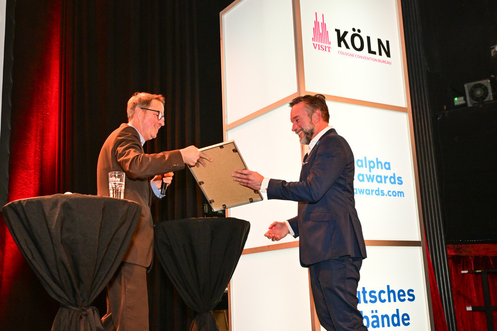 0275Media_V_Award_2025_Foto_Stefan_Wernz | Fotograf Köln - Realisiert mit Pictrs.com