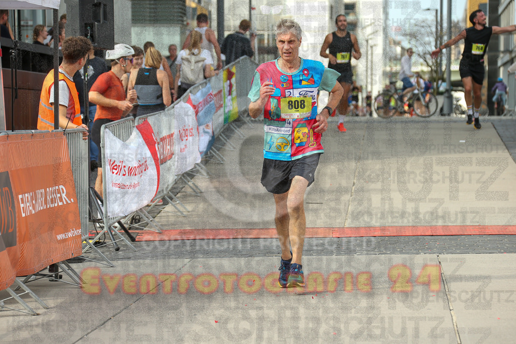 250920_1526_EX1_9421 | Sportfotografie im Rhein-Sieg Kreis, Köln, Bonn, NRW, Rheinland Pfalz, Hessen, etc. Unser Tätigkeitsfeld umfasst den Laufsport vom Volkslauf über den Marathon, Duathlon, Triathon bis zum Ultralauf wie Kölnpfad Ultra oder Schindertrail.