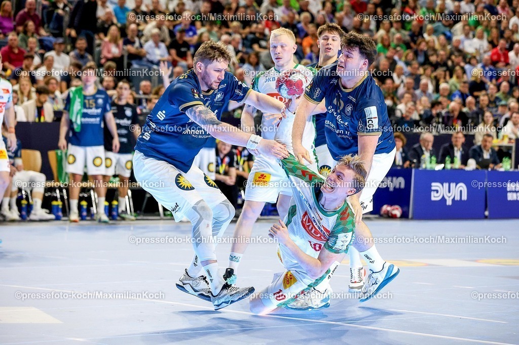 xSSCx18042602066 | 18.04.2026, xsscx, Handball, DHB-Pokal Lidl Final4, Halbfinale, Bergischer HC - SC Magdeburg, Saison 2025 / 2026 Herren, Lanxess Arena, Köln: Gisli Kristjansson (SC Magdeburg #10) beim Wurf Photo: xSandraxScherningxPressefotoKochx