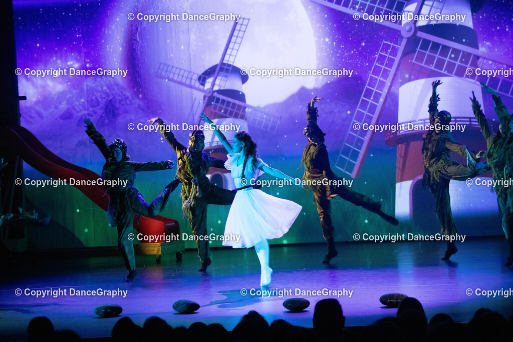 GPHY1859 | DanceGraphy - Realisiert mit Pictrs.com