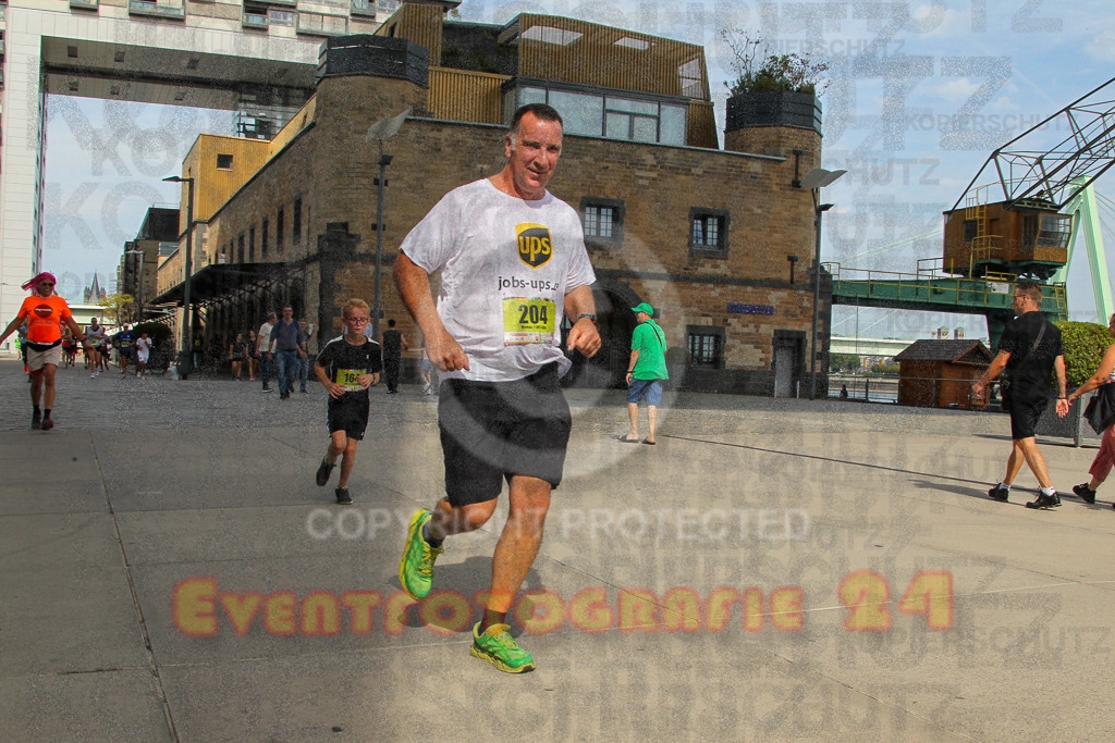 250920_1330_EV4_5831 | Sportfotografie im Rhein-Sieg Kreis, Köln, Bonn, NRW, Rheinland Pfalz, Hessen, etc. Unser Tätigkeitsfeld umfasst den Laufsport vom Volkslauf über den Marathon, Duathlon, Triathon bis zum Ultralauf wie Kölnpfad Ultra oder Schindertrail.
