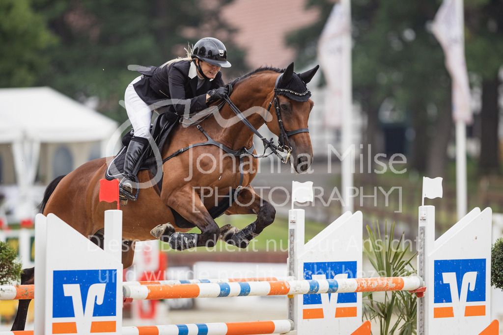 230730_BHO_M2-Spr_1-456 | Deine schönsten Turniermomente als professionelle Fotos! Entdecke hochwertige Pferdesport-Fotografie im Online-Shop. Jetzt Fotos finden & bestellen!