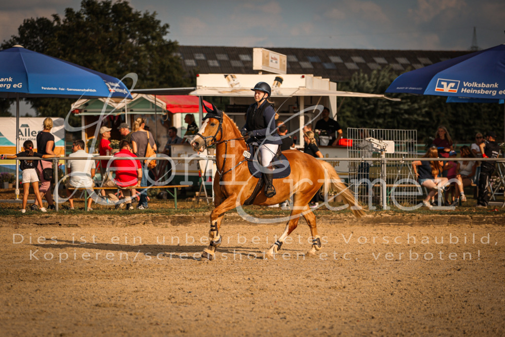 08.FrSpE00114 | Leoni Ertmer Photography - Realisiert mit Pictrs.com