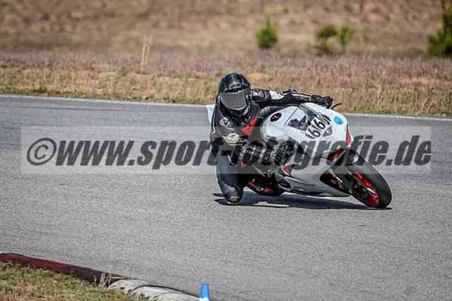 pubi3228 | Professionelle Fotos von Sportveranstaltungen, aber auch Hochzeiten und anderen Events. - Realisiert mit Pictrs.com