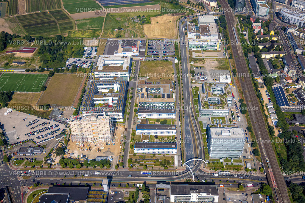 Duesseldorf220700987 | Luftbild, Landeskriminalamt Nordrhein-Westfalen, Baustelle Hochhaus B1 an der Völklinger Straße Gebäude Restaurierung, Hamm, Düsseldorf, Rheinland, Nordrhein-Westfalen, Deutschland