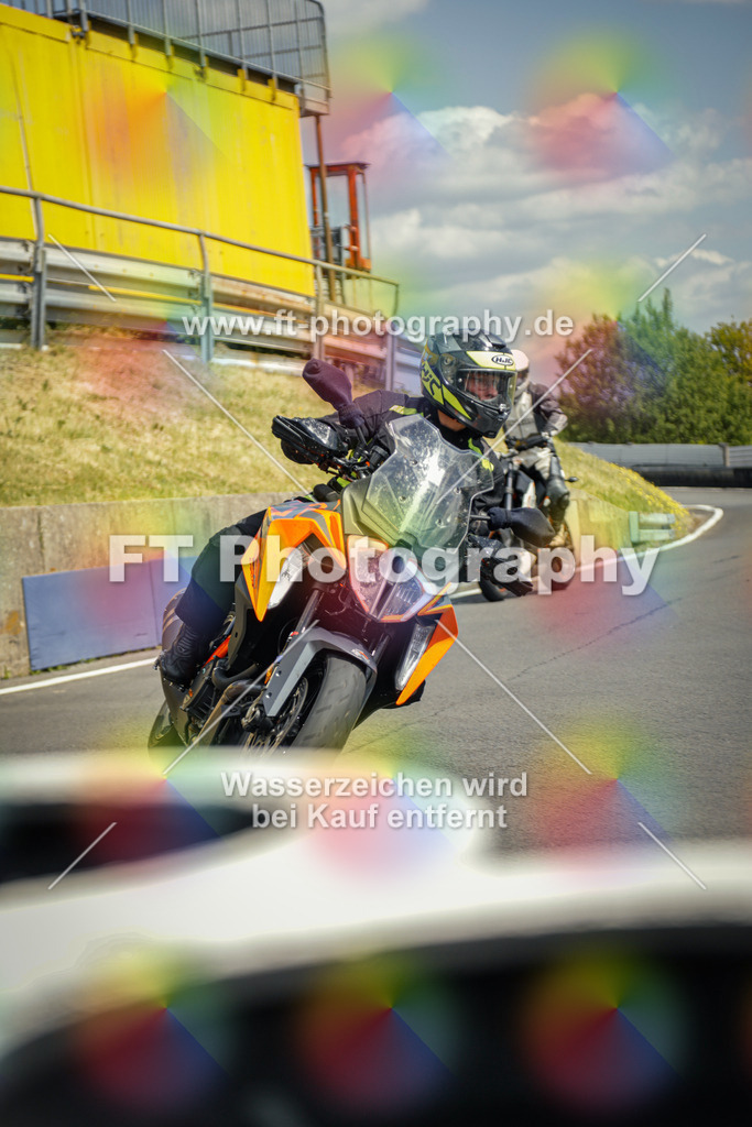 OBK_Mai_Volker_Adam-10967 | Hier findet Ihr Bilder von Touristenfahrten auf der Nürburgring Nordschleife oder von anderen Veranstaltungen die ich besucht habe. Viel Spass beim Durch Schauen 