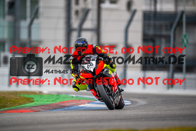 MaZZes_Fotomatrix_20240316_6007705_7160 | Fotograf Mathias Schmid
Sportfotograf,
Eventfotograf,
Hochzeitsfotograf,
Portraitfotograf