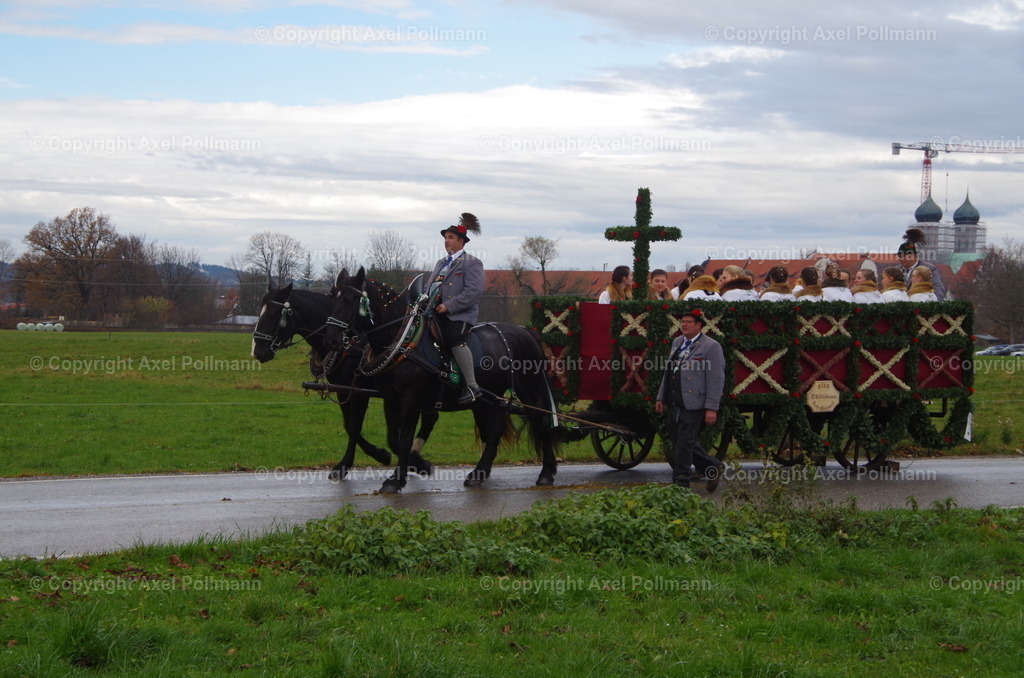 IMGP9879 | fotografiert von Axel PollmannLeonhardi Wallfahrt Benediktbeuern und Murnau, Fronleichnam, Fasching, Landschaft im Loisachtal und Benediktbeuern  - Realisiert mit Pictrs.com