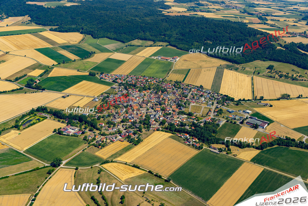 Aktuelles Luftbild von  Wettringen - Die Luftaufnahme wurde 2022 mittels UL-Flugzeug erstellt ( keine Drohne ) - hochauflösende Kamera-Systeme von  Canon -Beste Qualität - Für grossformatige Ausdrucke geeignet. Die Geschenkidee !