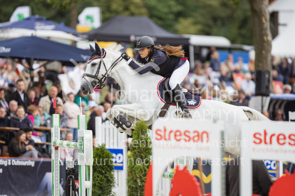 230730_BHO_GrosserPreis-515 | Deine schönsten Turniermomente als professionelle Fotos! Entdecke hochwertige Pferdesport-Fotografie im Online-Shop. Jetzt Fotos finden & bestellen!
