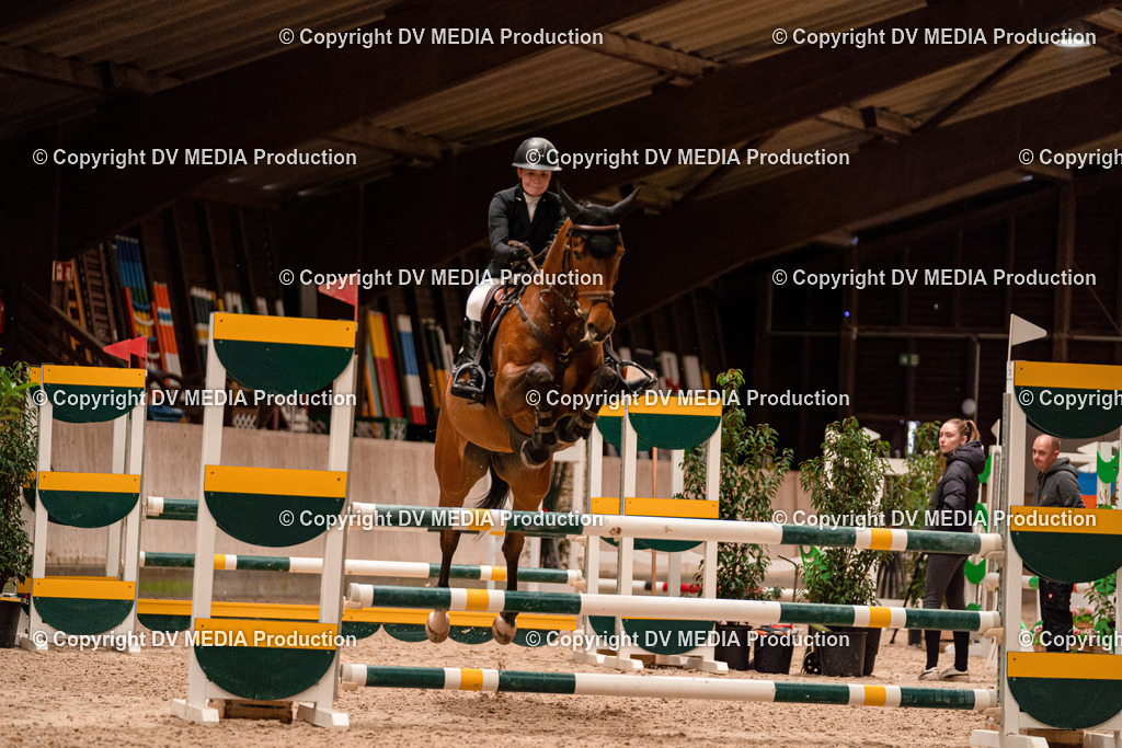 Springen Tag 2-389 | dv-media-shop - Realisiert mit Pictrs.com