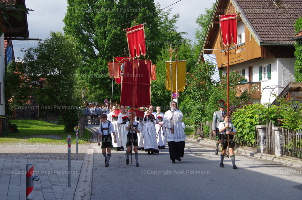 IMGP6221 | fotografiert von Axel PollmannLeonhardi Wallfahrt Benediktbeuern und Murnau, Fronleichnam, Fasching, Landschaft im Loisachtal und Benediktbeuern  - Realisiert mit Pictrs.com