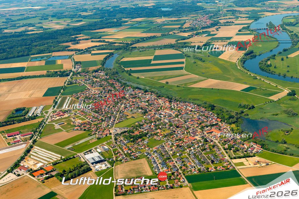 Das Luftbild zeigt :  Pfatter - Die Luftaufnahme wurde 2024 vom UL-Flugzeug aus erstellt ( keine Drohne ) - Hochauflösende Luftaufnahme - Für grossformatige Ausdrucke geeignet. Die Geschenkidee !Mit Lizenz und Bildrechte bestellbar