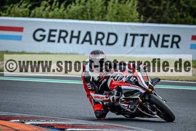 spof5301 | Professionelle Fotos von Sportveranstaltungen, aber auch Hochzeiten und anderen Events. - Realisiert mit Pictrs.com