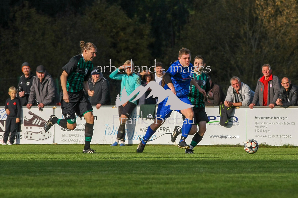 993T0940 | mitte, Lucas Brunnbauer