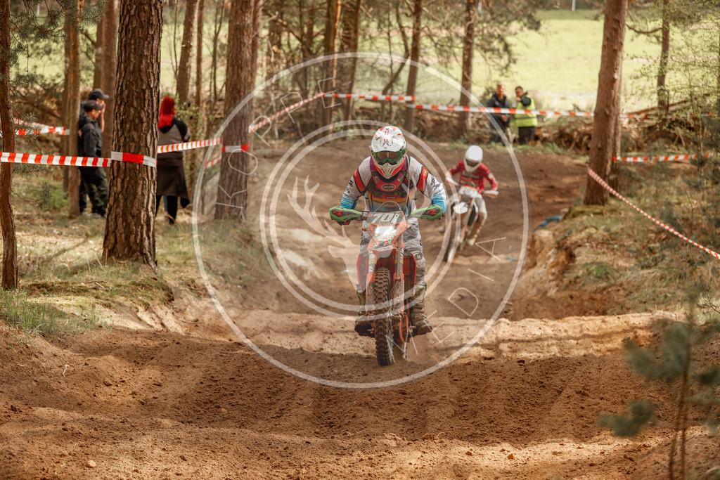 4TaktLauf1-475 | koppe-media - Realisiert mit Pictrs.com