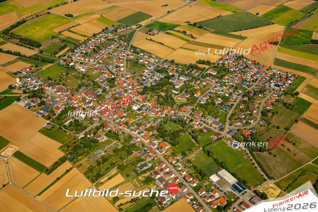 Das Luftbild zeigt : Adelshofen Eppingen - Die Luftaufnahme wurde 2024 vom UL-Flugzeug aus erstellt ( keine Drohne ) - Hochauflösende Luftaufnahme - Für grossformatige Ausdrucke geeignet. Die Geschenkidee !Mit Lizenz und Bildrechte bestellbar