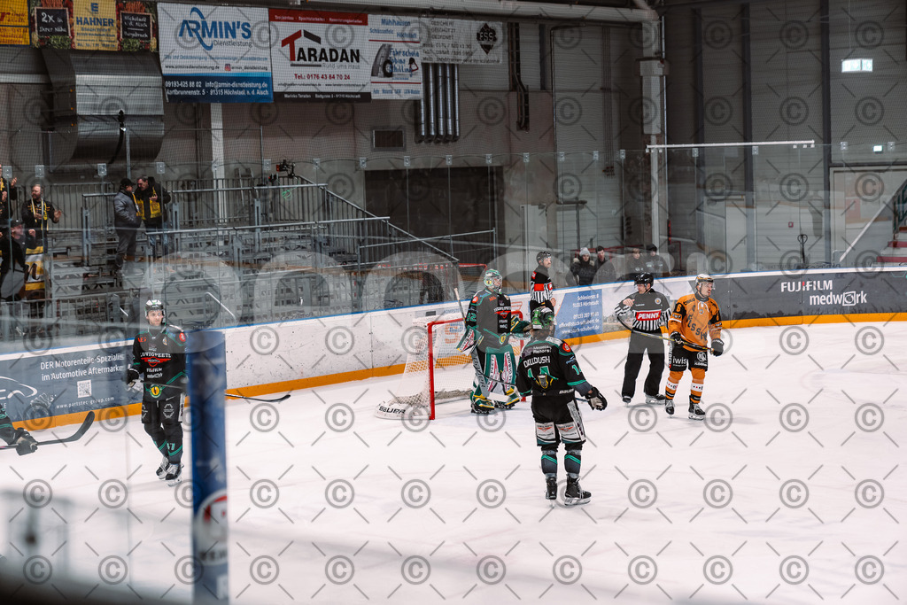 Alligators_vs_Fuessen_21.11.2025-041 | Höchstadt Alligators Fotogalerie: Eishockey-Action aus Franken. Professionelle Spielfotos, Portraits & Stadionbilder zum Download. Jetzt entdecken! - Realisiert mit Pictrs.com