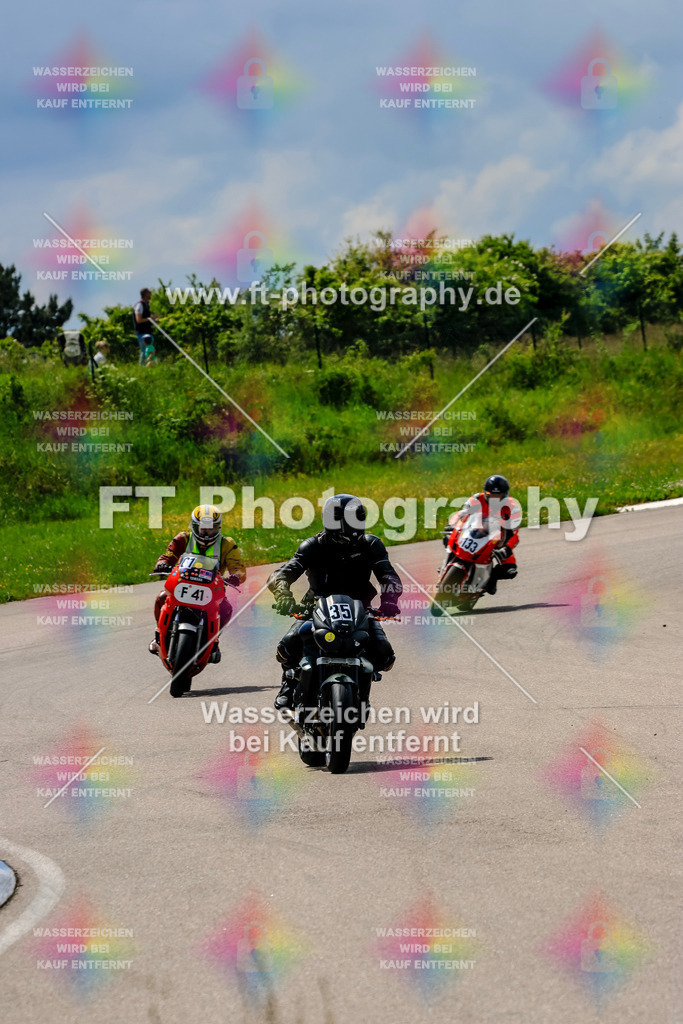 MotoTeam-0167 | Hier findet Ihr Bilder von Touristenfahrten auf der Nürburgring Nordschleife oder von anderen Veranstaltungen die ich besucht habe. Viel Spass beim Durch Schauen 