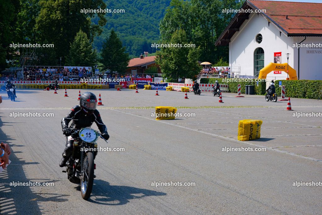 P1014856 | Erleben Sie atemberaubende, hochqualitative Fotos Ihrer Fahrt entlang der malerischen Alpenstraßen. Besuchen Sie alpineshots.com, um professionelle Aufnahmen Ihrer unvergesslichen Reise zu finden und zu kaufen - Realisiert mit Pictrs.com