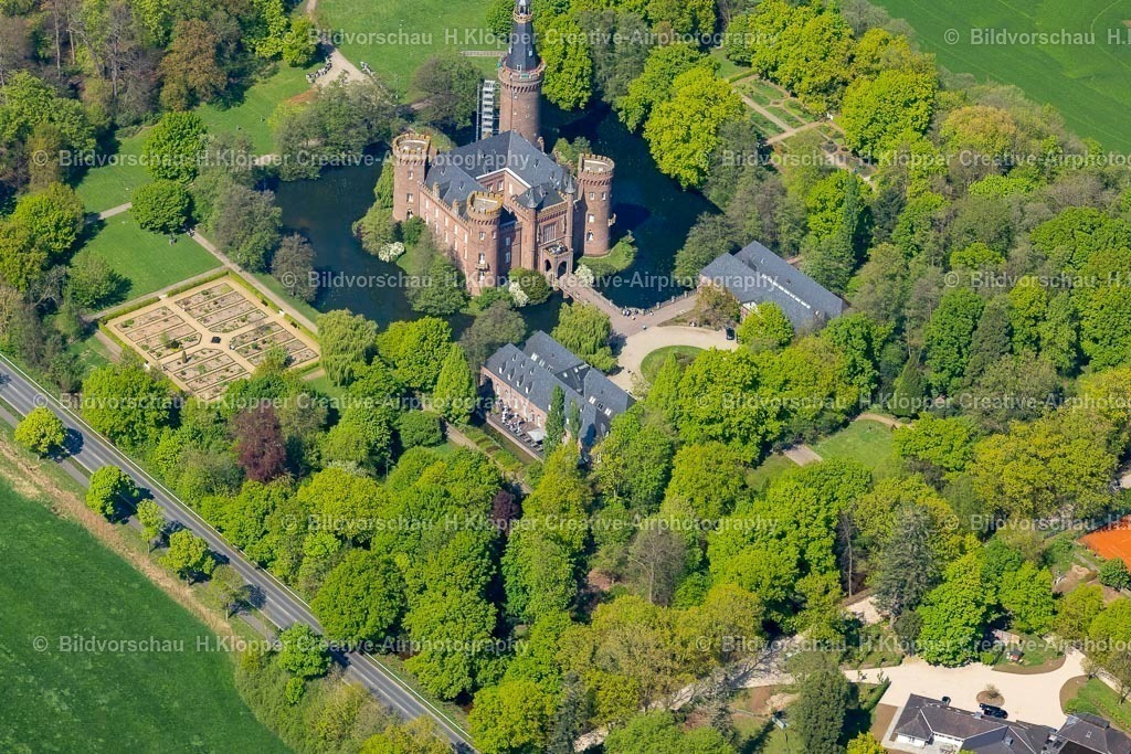 Luftbild Bedburg-Hau-1518 | Luftbildfotografie , Luftbild Schloss Moyland Bedburg-Hau - Realisiert mit Pictrs.com