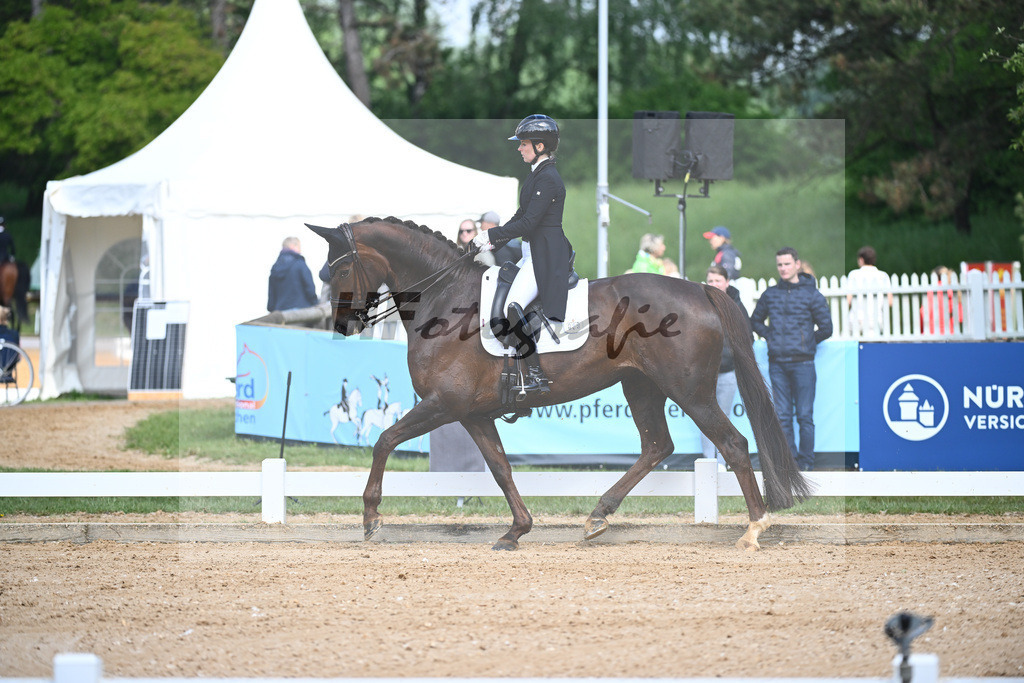 Giner_Donna Erika_12240135 | hf-fotografie - Realisiert mit Pictrs.com