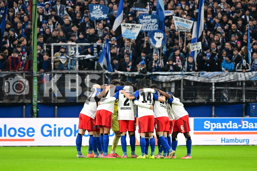 KBS Picture_HSV-Stuttgart_032 | HSV Teamkreis ,Sportplatz :  Volksparkstadion, - Realisiert mit Pictrs.com