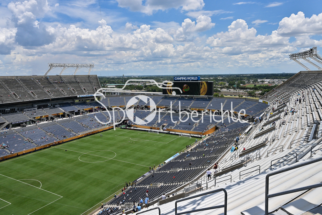 Juventus Turin - Manchester City | Im Camping Word Stadium von Orlando - Forlirda findet heute am dritten Spieltag der Vorrunde der Club WM in Amerika das Spiel zwischen Juventus und Mancity statt / Symbolbild / Stadionfoto / Stadionbild / FIFA Club World Cup: Juventus Turin - Manchester City, Camping World Stadium am 26.06.2025 / NOT FOR SALE IN USA