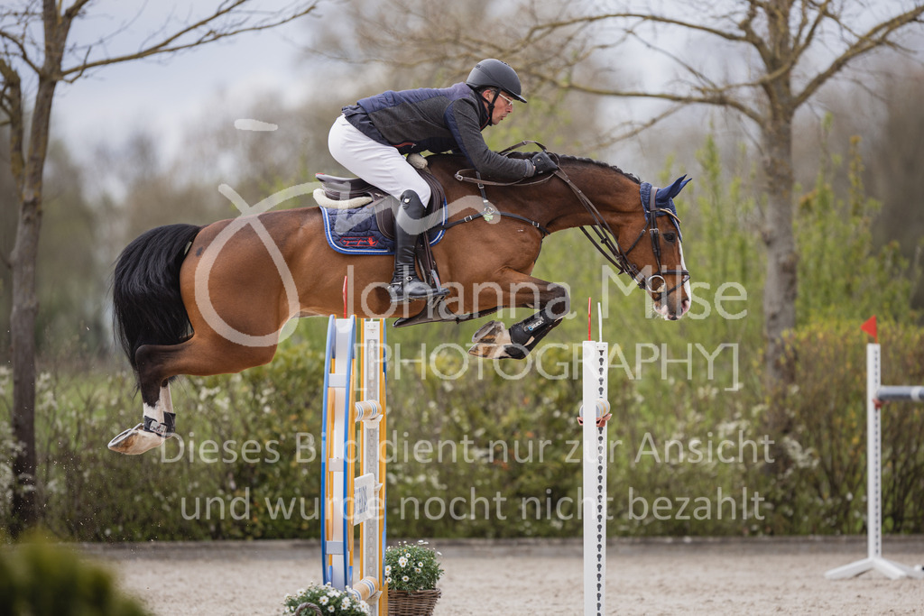 230427_HofSosath_2Ph-M2St-190 | Deine schönsten Turniermomente als professionelle Fotos! Entdecke hochwertige Pferdesport-Fotografie im Online-Shop. Jetzt Fotos finden & bestellen!