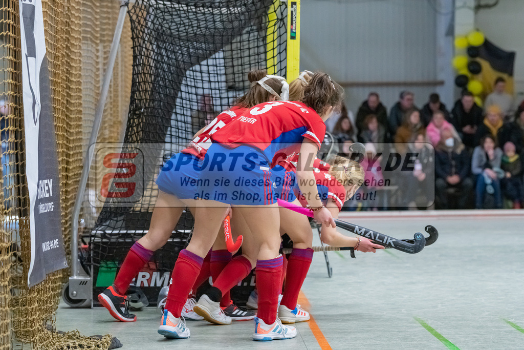 HK_20230226_105200 | Deutsche Meisterschaft WU16 Spiel um Platz 3 UHC Hamburg - Mannheimer HC am 26.2.2023 DSC 99, Düsseldorf ,