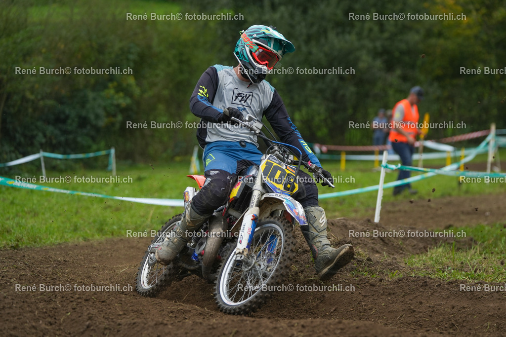 RB_02014 | René Burch leidenschaftlicher Fotograf aus Kerns in Obwalden.  Hier finden sie Sport, Landschaft und Natur Fotografie.
 - Realisiert mit Pictrs.com