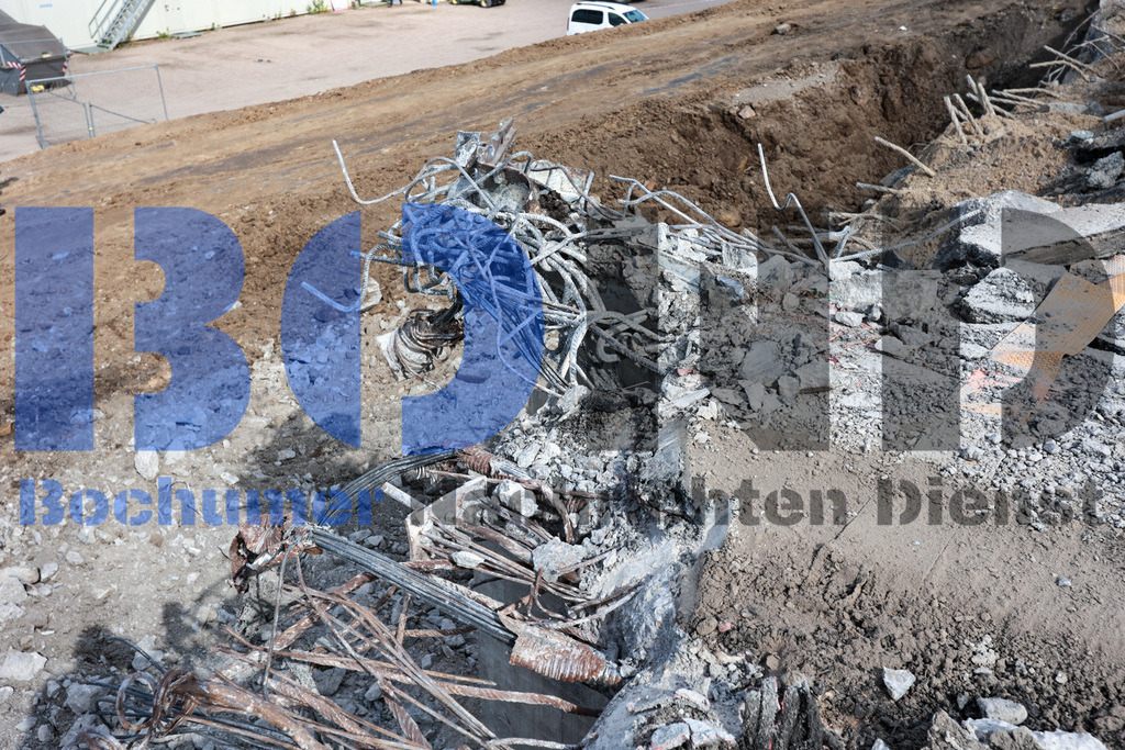 SES_BOCHER20250628-31 | bond - Realisiert mit Pictrs.com