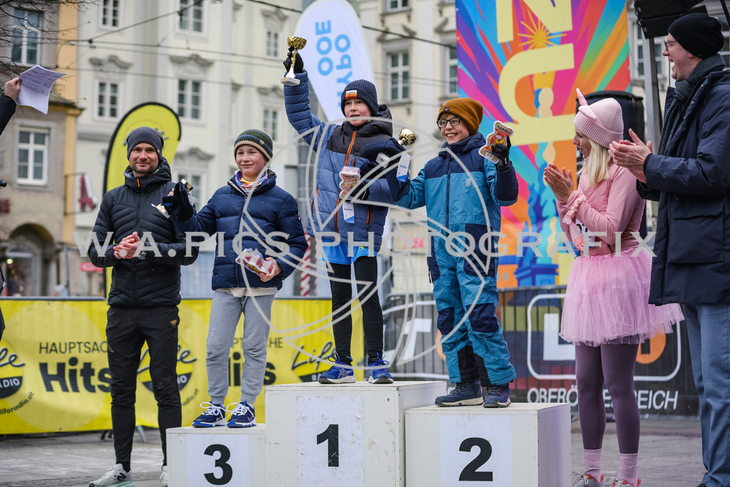 SILVESTERLAUF LINZ 25 | Linz, AUSTRIA, 31. Dezember 25, TRIRUN SILVESTERLAUF LINZ 25 , Image shows: 
Photo: WAPICS / BINDER Manuel