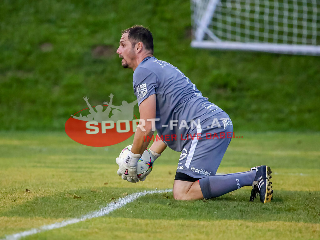 SV Feldkirchen - SC Launsdorf 2-1, Unterliga Ost | Herbert Tammer (SC Launsdorf #1) SV Feldkirchen - SC Launsdorf 2-1 am 23.08.2023 in Feldkirchen
(Modehaus NIMO Arena), Austria, (Photo by Ernst Krawagner sport-fan.at) - Realisiert mit Pictrs.com