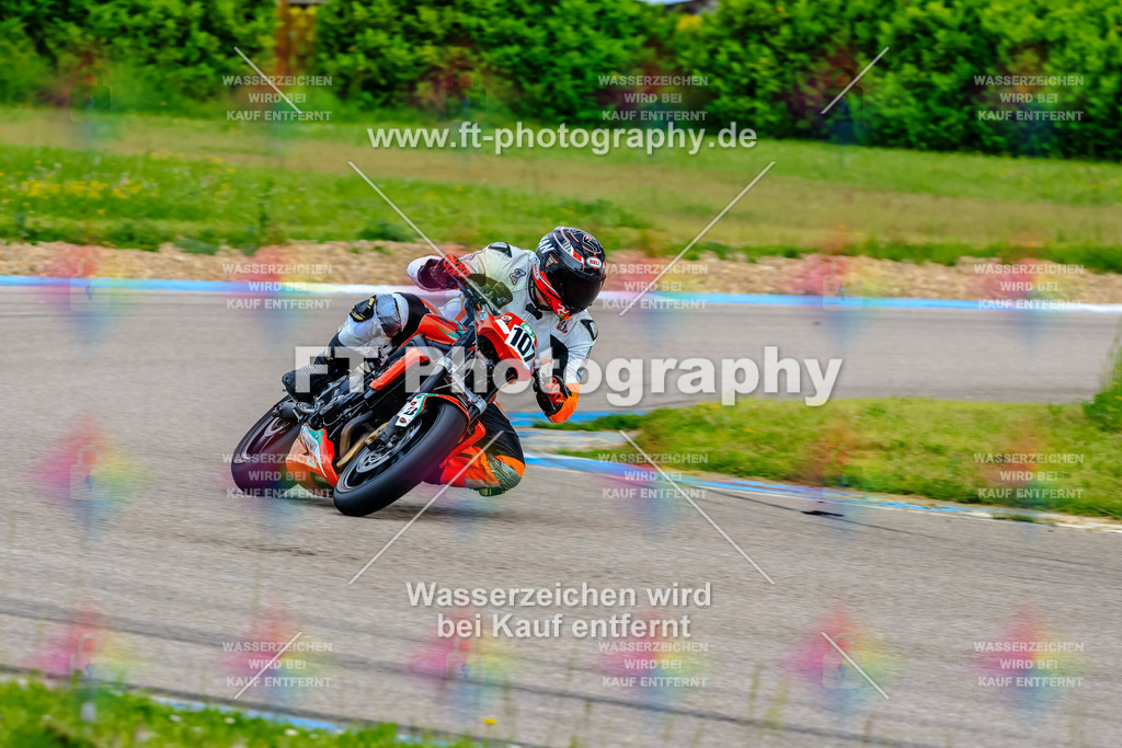 MotoTeam-8802 | Hier findet Ihr Bilder von Touristenfahrten auf der Nürburgring Nordschleife oder von anderen Veranstaltungen die ich besucht habe. Viel Spass beim Durch Schauen 