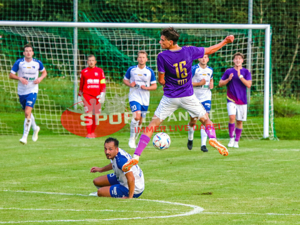 Austria Klagenfurt Amateure - SK Treibach 1-1, Kärntner Liga 2. Runde | Matteo Kitz (Austria Klagenfurt Amateure #15) Vahid Muharemovic (SK Treibach #15) Austria Klagenfurt Amateure - SK Treibach 1-1 am 08.08.2023 in Brückl
(Sportplatz), Austria, (Photo by Ernst Krawagner sport-fan.at) - Realisiert mit Pictrs.com