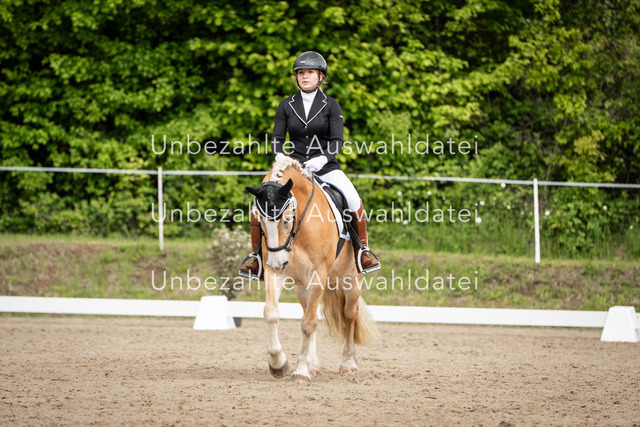 Bad_Meinberg_04134 | saradresslerfotografie - Realisiert mit Pictrs.com