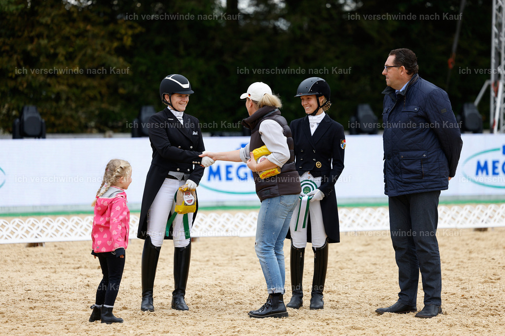 11-Siegerehrung-Dressur S___-StoibPH-845 | working equitationturnier fotograf videograf stoibphotography marixx film working equitation deutschland reitsport turnierfotografie eventfotografie equestrian events