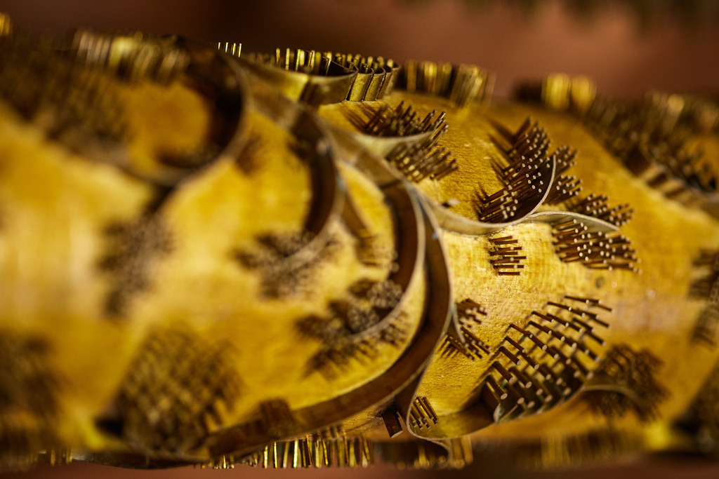 Holzrolle mit Muster | Steinberg, Austria - September 25, 2013: Original Indigo Blaudruck Koo in Burgenland; Holzrolle mit Muster. - Realisiert mit Pictrs.com