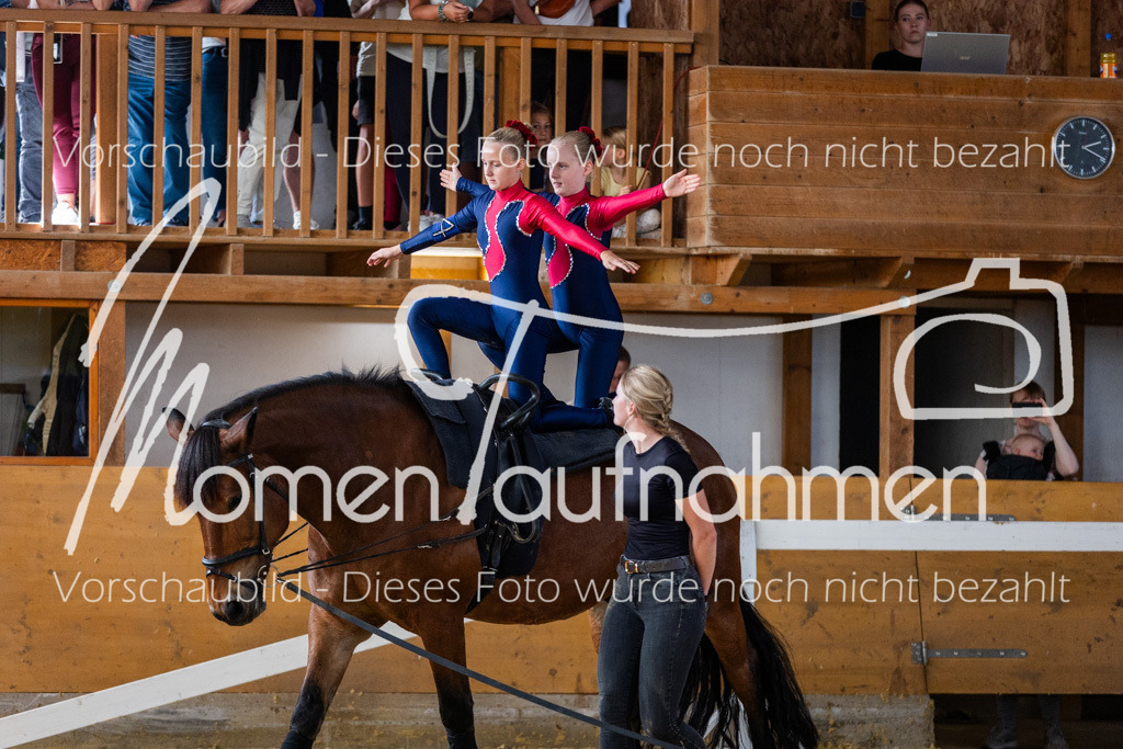 SS-Maxi-143 | MomenTaufnahmen Pferdesportfotos