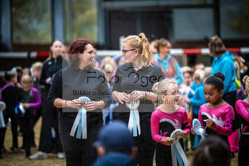 DOS_0294 | Entdecke hochwertige Reitturnierfotos von Foto Oger. Professionell, emotional und authentisch – jetzt Lieblingsmomente im Shop bestellen.Deutschlandweite Turnierfotografie. - Realisiert mit Pictrs.com