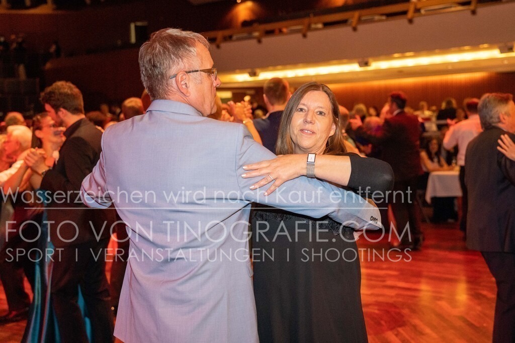 CCC_Frühlingsball_Parkett_byTINOGRRAFIE-63 | (c) TINOGRAFIE.COM