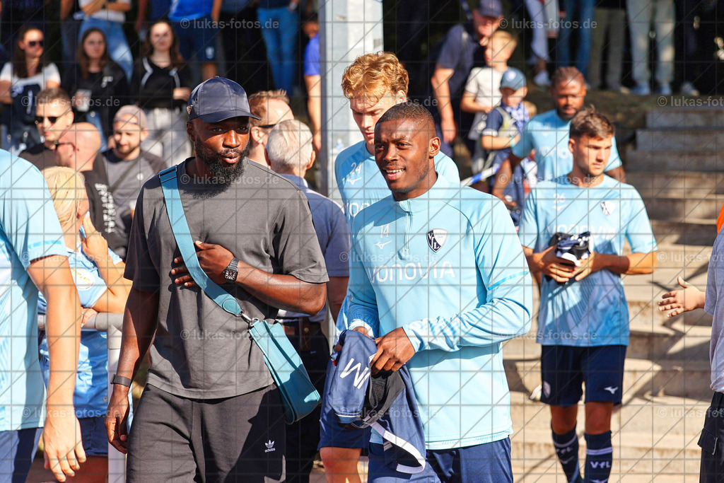 TuS Harpen - VfL Bochum | Testspiel des VfL Bochum gegen den TuS Harpen im Juli 2025 - Realisiert mit Pictrs.com
