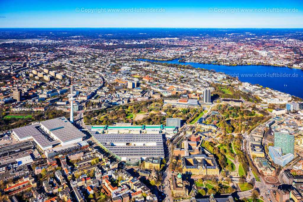 Hamburg_Wallanlagen_Meese_ELS_4899060425 | HAMBURG 06.04.2025 Ausstellungsgelände und Messehallen der HMC Hamburg Messe und Congress GmbH am Messeplatz im Ortsteil Sankt Pauli in Hamburg, Deutschland. Weiterführende Informationen bei: Hamburg Messe und Congress GmbH. // Exhibition grounds and exhibition halls of the Honburg Messe and Congress GmbH on Messeplatz in the district Sankt Pauli in Hamburg, Germany. Further information at: Hamburg Messe und Congress GmbH. Foto: Martin Elsen