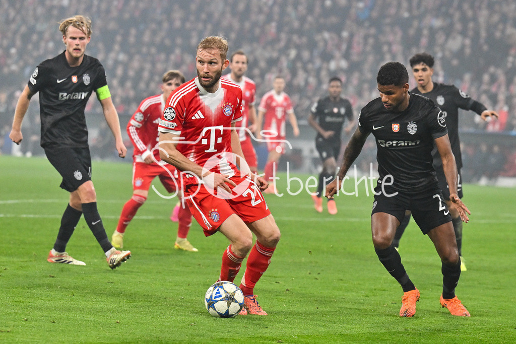 FC Bayern München - Sporting Lissabon | MUNICH, GERMANY - 09. DECEMBER: im Duell Konrad LAIMER (FC Bayern Munich 27) und Matheus REIS (Sporting CP 2) während dem Match zwischen dem FC Bayern München und Sporting Lissabon am 6. Spieltag der UEFA Champions League Ligaphase in der Allianz Arena