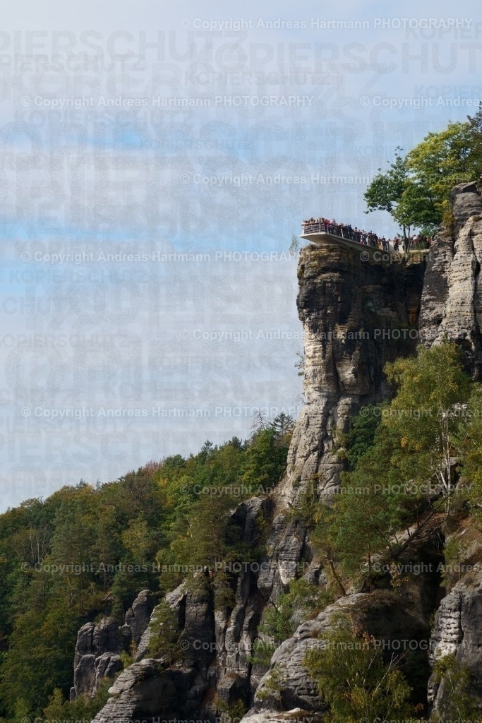 Elbtal mit Basteiaussicht | Elbtal mit Basteiaussicht - Realisiert mit Pictrs.com