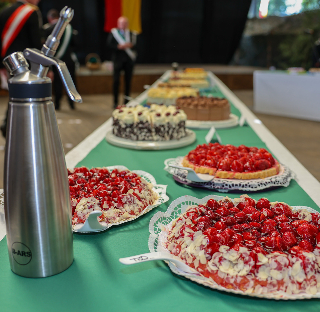 top-top.de-250704-004 | Foto, Video, Fotografie, Videografie, Fotobox, DJ, Discjockey, Musik, Musikbox, Veranstaltung, Photobooth, Amazon, Ebay, Buchtipp, Bestseller, Autor, Verlag, Buch, Wesel, Hamminkeln, NRW, Dinslaken, Rees, Drohne, Hochzeit, Party, Fotobox, Wesel, Fotograf