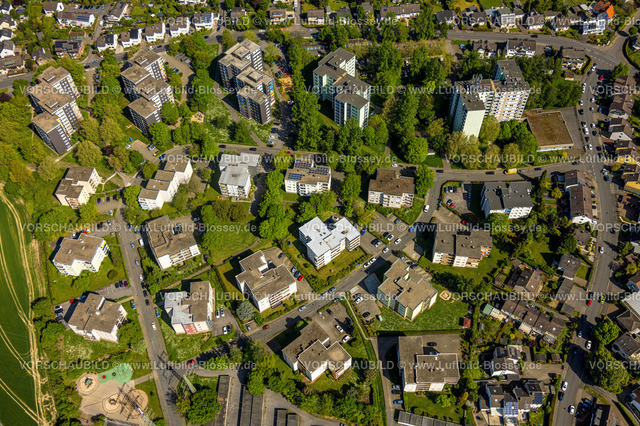 Hagen240504455Hohenlimburg | Luftbild, Hochhaus Wohnsiedlung Musikersiedlung, Mozartstraße, Hohenlimburg, Hagen, Ruhrgebiet, Nordrhein-Westfalen, Deutschland