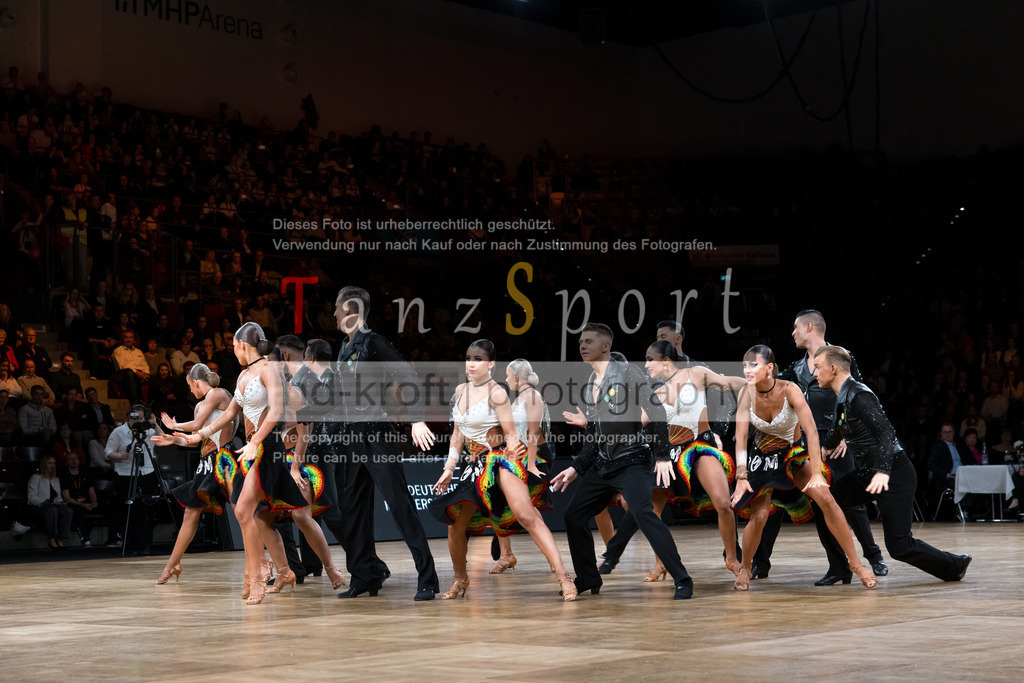 20241109_DM-Formationen_4146 | Tanzsportbilder, Standardtanz, Lateintanz, WDSF, DTV, LTVB, dancecomp, goc, hessen tanzt, blaues band der spree, walzer, tango, wiener walzer, slowfox, quickstepp, samba, rumba, cha-cha-cha, paso doble. jive, hd-kroft photography, turniertanzsport