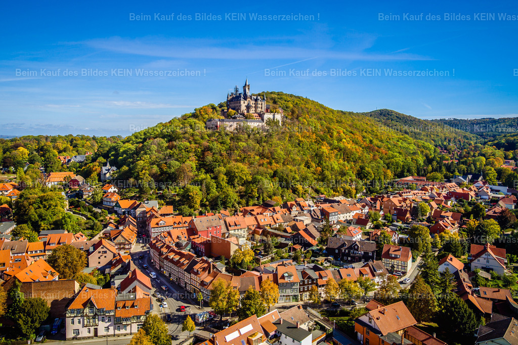 Schloss Wernigerode im Herbst LU-0021 | Schloss Wernigerode - Realisiert mit Pictrs.com